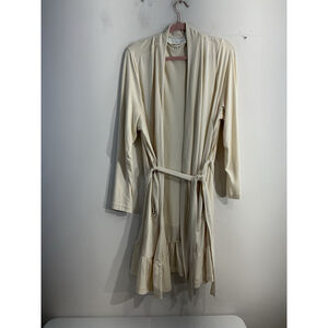 Womans Berkshire Homewear Bath Robe XL Crème Wrap Belted Ruffle Hem
